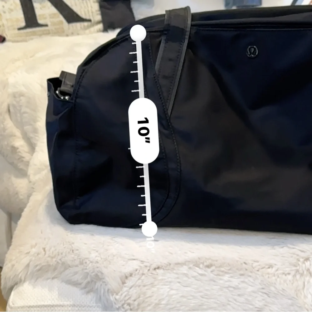 lululemon athletica Black Tote Bag - Picture 8 of 13